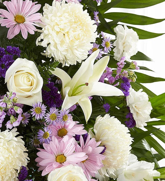 Lavender & White Standing Sympathy Spray